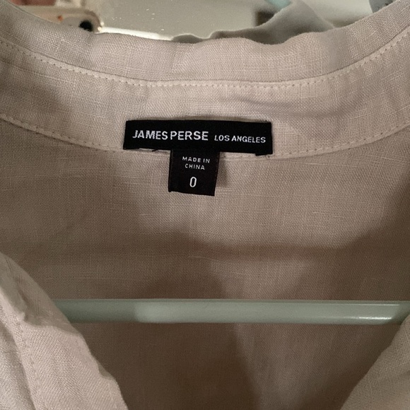 James Perse tan button-down. Women Size 0. - Picture 2 of 3